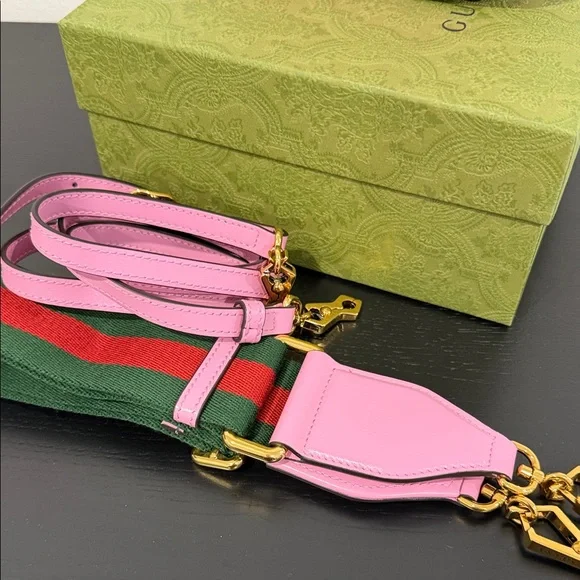 Gucci Pink Mini Bag with Bamboo Handle - Picture 3 of 6